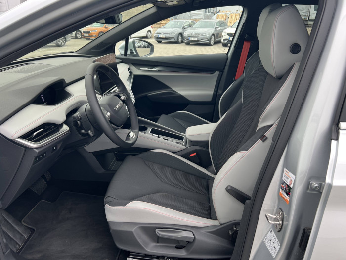 Škoda Elroq Premium Lodge 85 82 kWh elektro / 210kW na operativní leasing