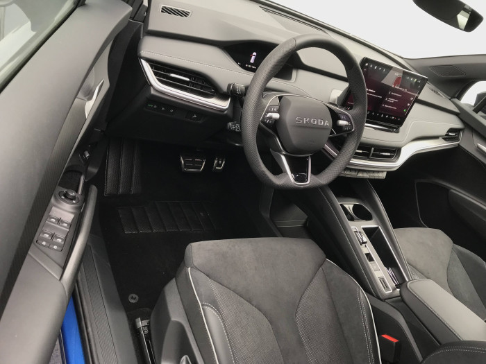 Škoda Elroq Sportline 60 63 kWh elektro / 150kW na operativní leasing