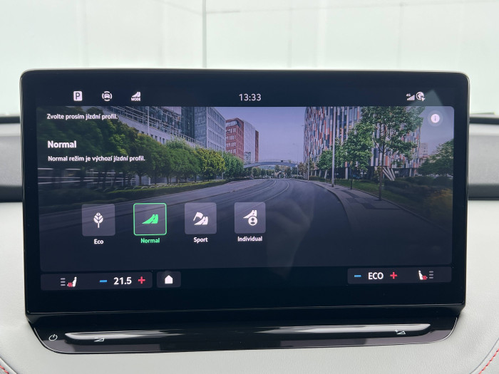 Škoda Elroq Premium Lodge 85 82 kWh elektro / 210kW na operativní leasing