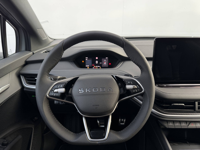 Škoda Elroq Sportline 60 63 kWh   / 150kW na operativní leasing